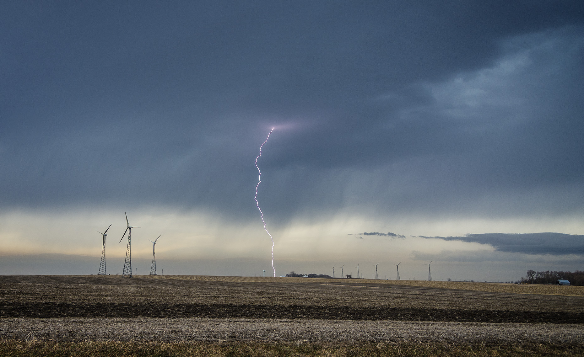 Wind-Energy-Photographer-Iowa-Lightning